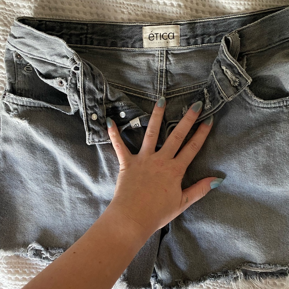 Black/grey shorts